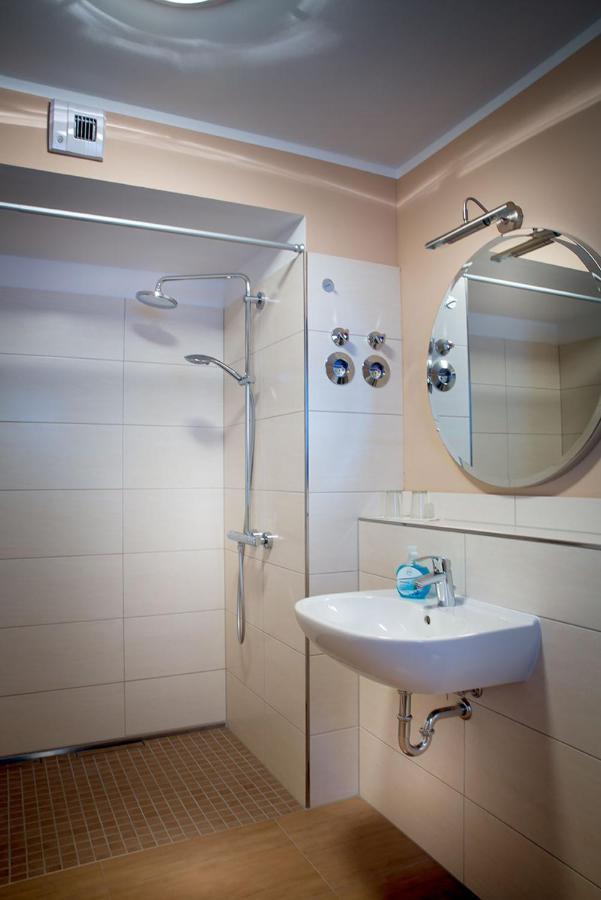 H&H Apartment Im Greifswald Eldena Nr19-Jonas Mit Terrasse Eksteriør bilde